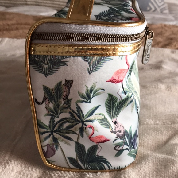 Primrose Hill London Bags Primrose Hill London Makeup Bag Poshmark